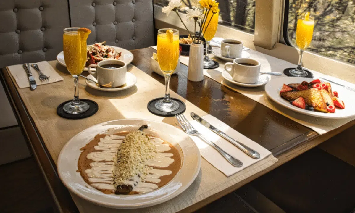 Interior Clase turista - Tren Chepe Express